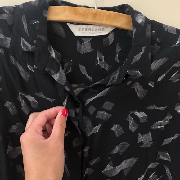 Everlane LE Silk Shirt in Artist Print - Picture 4 of 4